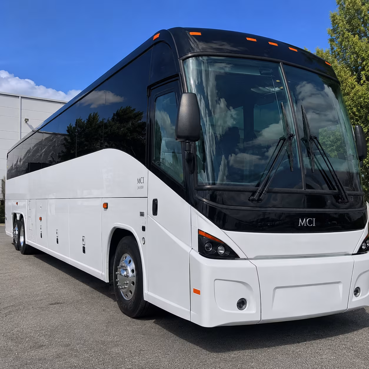 bus rental options for knoxville trips
