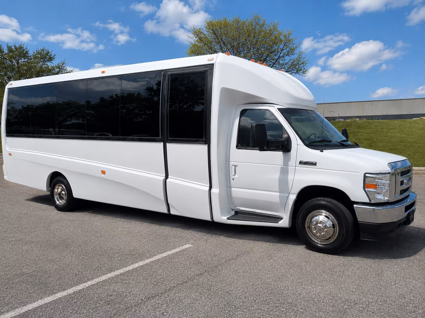 charter buses for university of tennessee game days and campus events