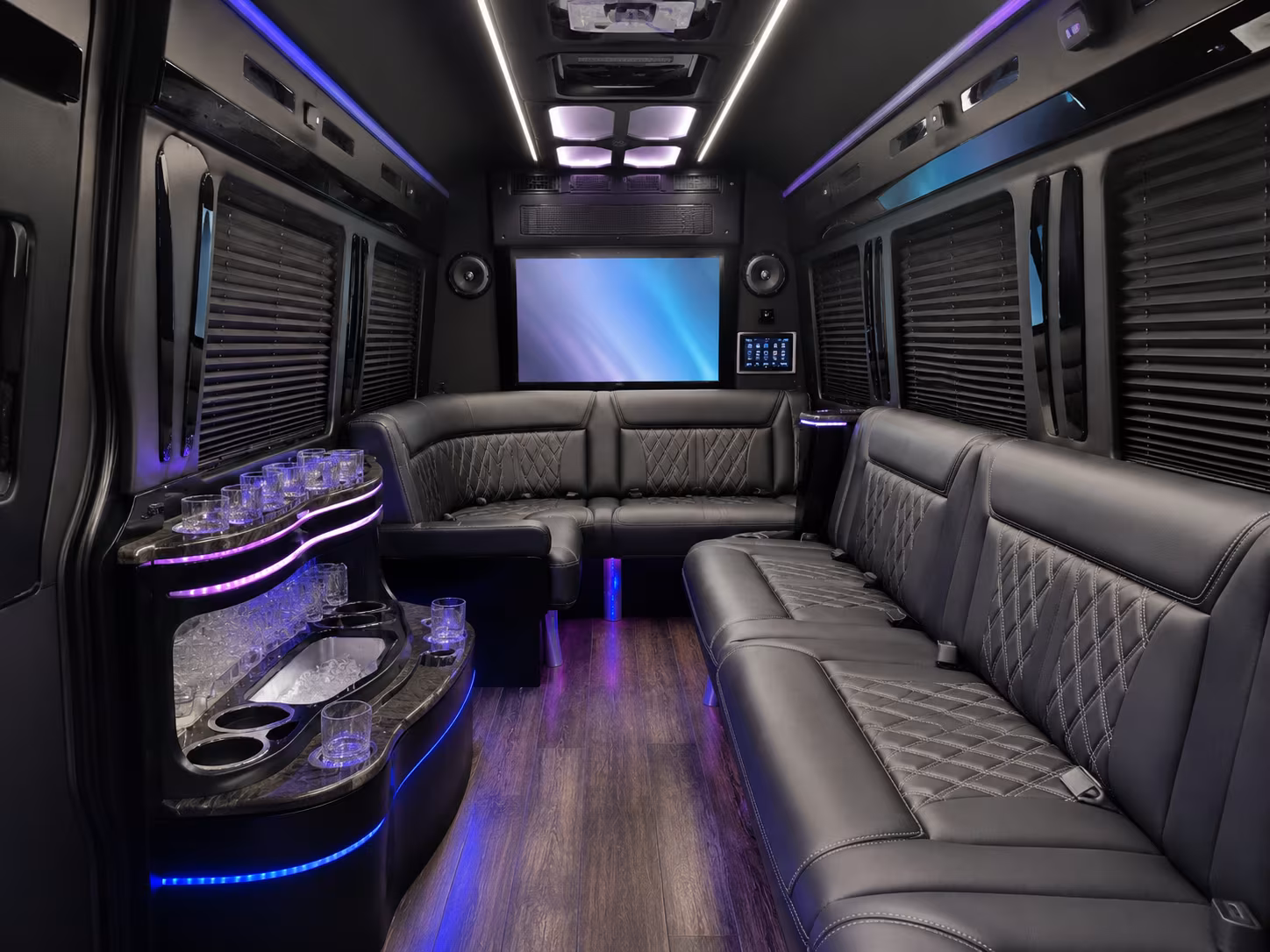 corporate event and convention shuttle buses in knoxville