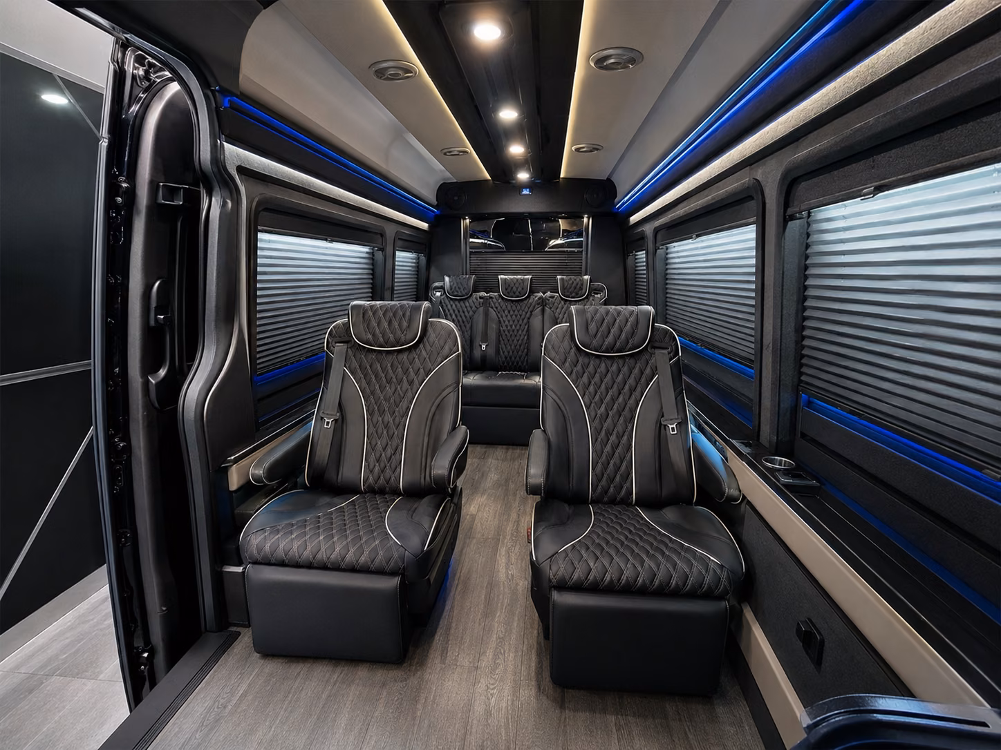 corporate group flights into knoxville employee airport shuttles