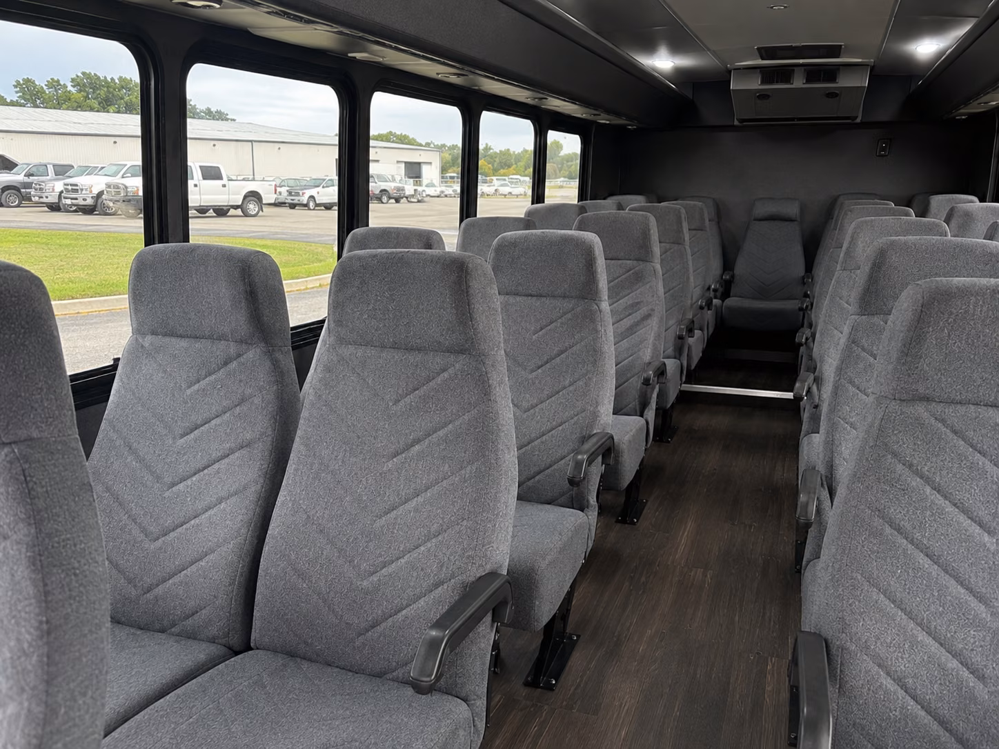 knoxville 15 passenger minibus inside