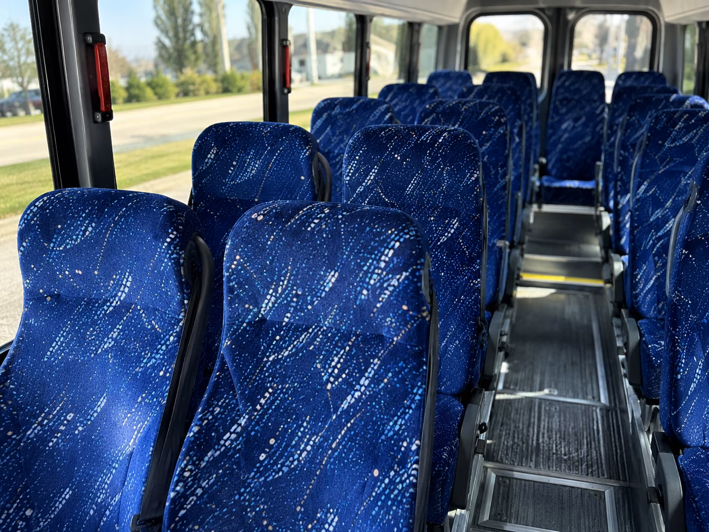 knoxville 20 passenger minibus interior