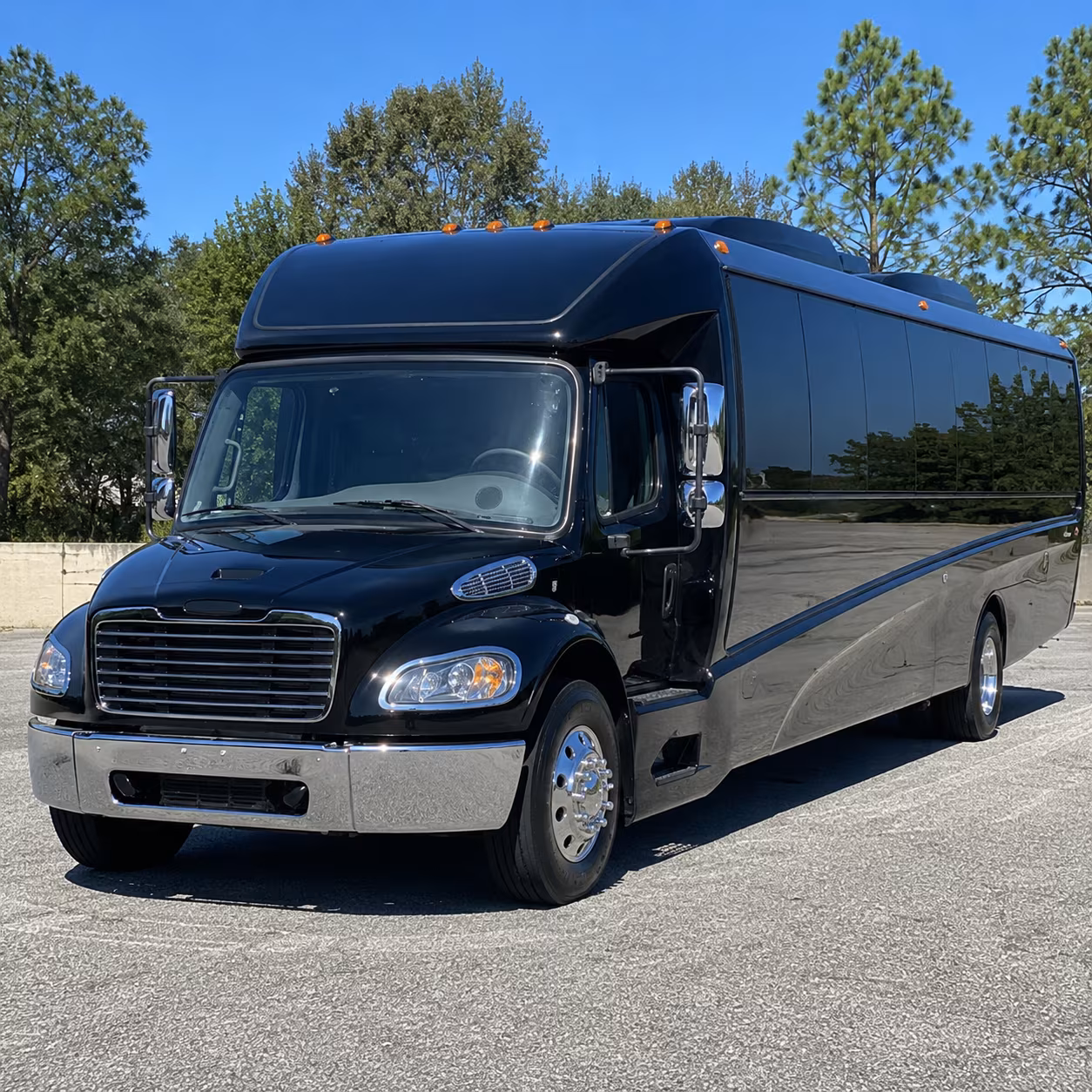 knoxville 35 passenger minibus