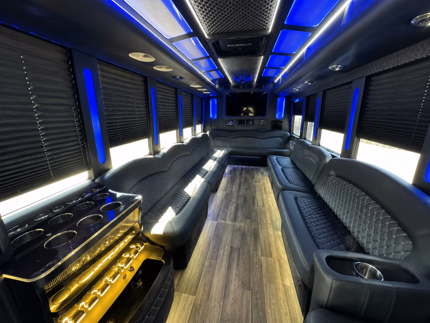 party buses and charter buses to knoxville ice bears hockey games